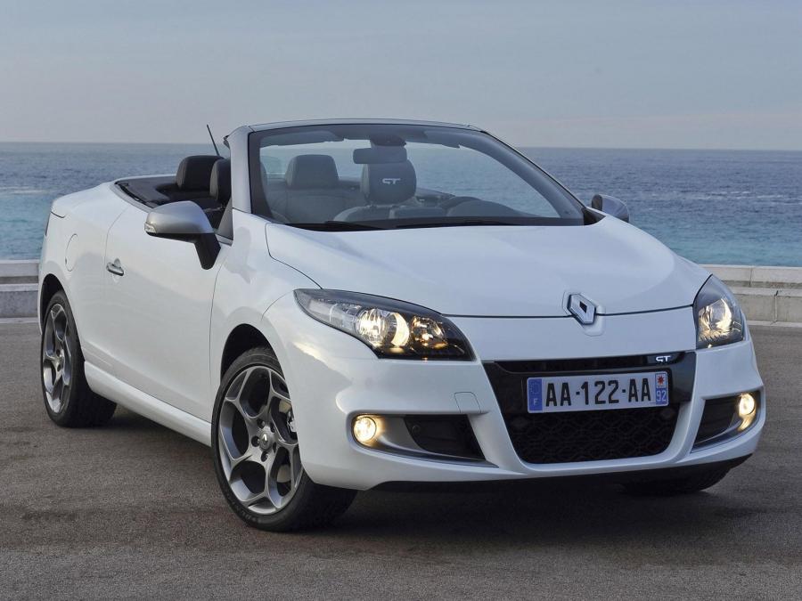  Renault Megane GT CC 2010 года  (фото 13 из 14)